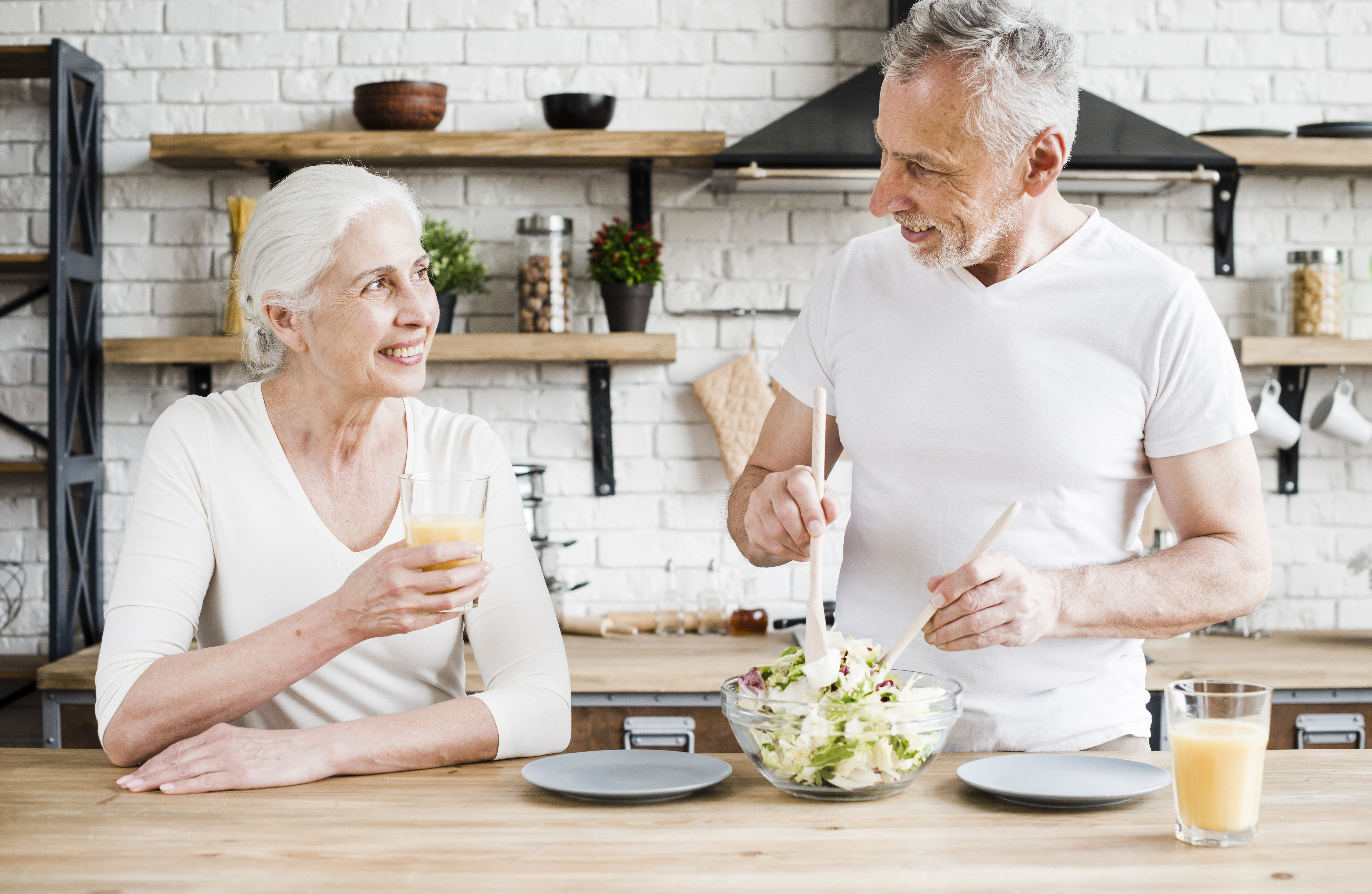 Discover Nutritious Breakfast Options for Older Adults: Helpful Guide with Learning Resources and Advice